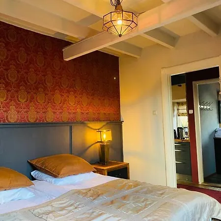 De Swaen Hotel *