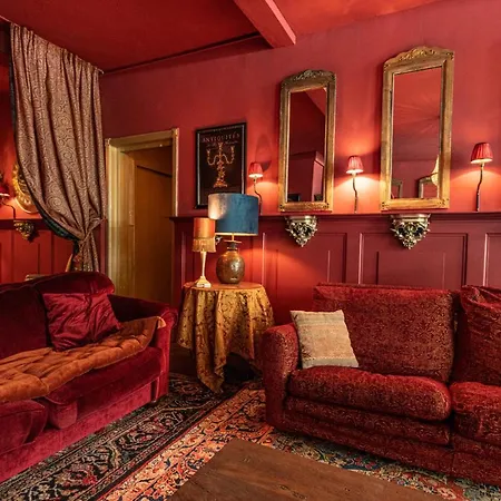 De Swaen Hotel *